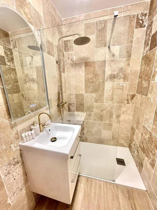 Chez Joan, Apt De Standing, 4 Prs, A 300M Des Plages Αντίμπ Εξωτερικό φωτογραφία